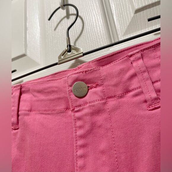 Risen Belle High Rise Hot Pink Jogger Jeans Elastic Cuffs Women’s 3/26 Trendy - Picture 8 of 15